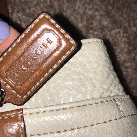 Coach Tote - Picture 3 of 5